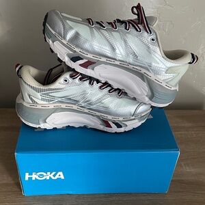 Hoka Monclear Mafate Speed 2 7.5W Silver and Red Running Shoes
